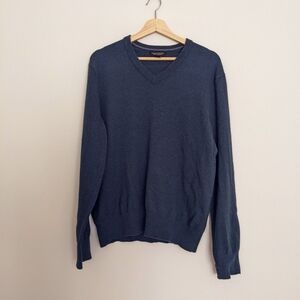 Banana Republic Navy V-Neck Sweater
